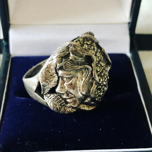 Vintage Sterling Figural Ring - Picture 3 of 7